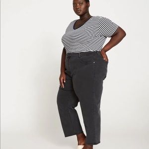 NWT Universal Standard Etta High Rise Straight Leg Washed Black Jeans, 28” insm